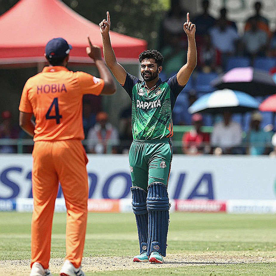তৃতীয় রানের গোপন জ্যামিতি: চেন্নাই থেকে চট্টগ্রাম, যেভাবে ম্যাচের ভাগ্য নির্ধারণ করে ২৭ ফ্রেমের নন-স্ট্রাইকার তৃতীয় রানের গোপন জ্যামিতি: চেন্নাই থেকে চট্টগ্রাম, যেভাবে ম্যাচের ভাগ্য নির্ধারণ করে ২৭ ফ্রেমের নন-স্ট্রাইকার