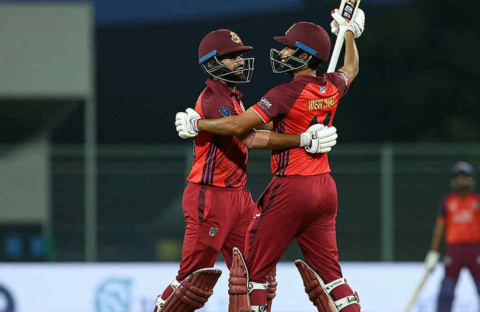৪২৯ রান করেও হার: রাওয়ালপিন্ডিতে ইংল্যান্ডের আসল ফাঁকটা শেষ ওভারে ছিল না ৪২৯ রান করেও হার: রাওয়ালপিন্ডিতে ইংল্যান্ডের আসল ফাঁকটা শেষ ওভারে ছিল না
