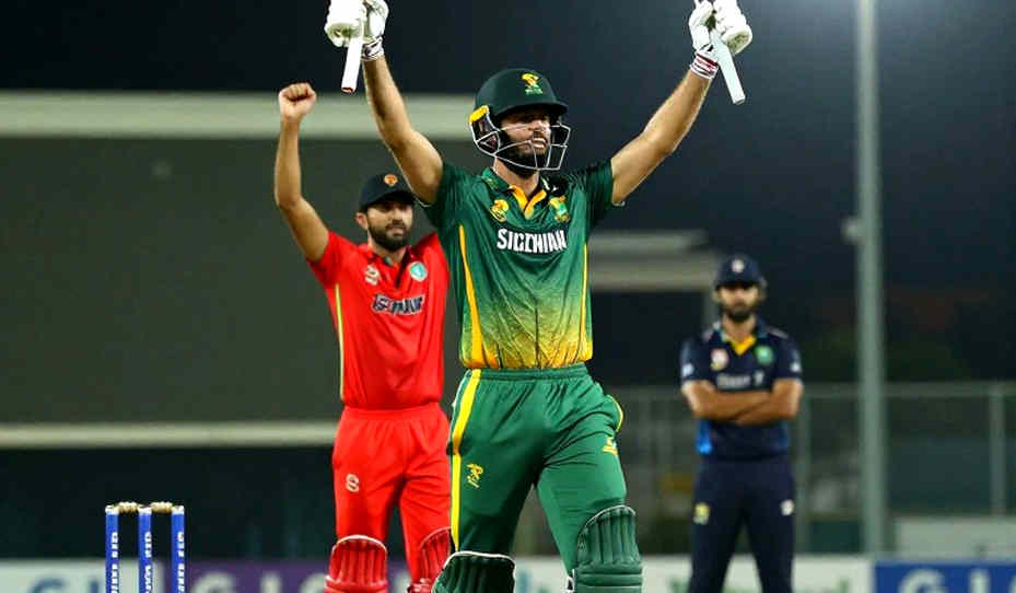 লাবুশেনের সেঞ্চুরির আড়ালে আসল প্রশ্ন: সাউথ আফ্রিকার আগে অস্ট্রেলিয়ার একাদশ-ভারসাম্য